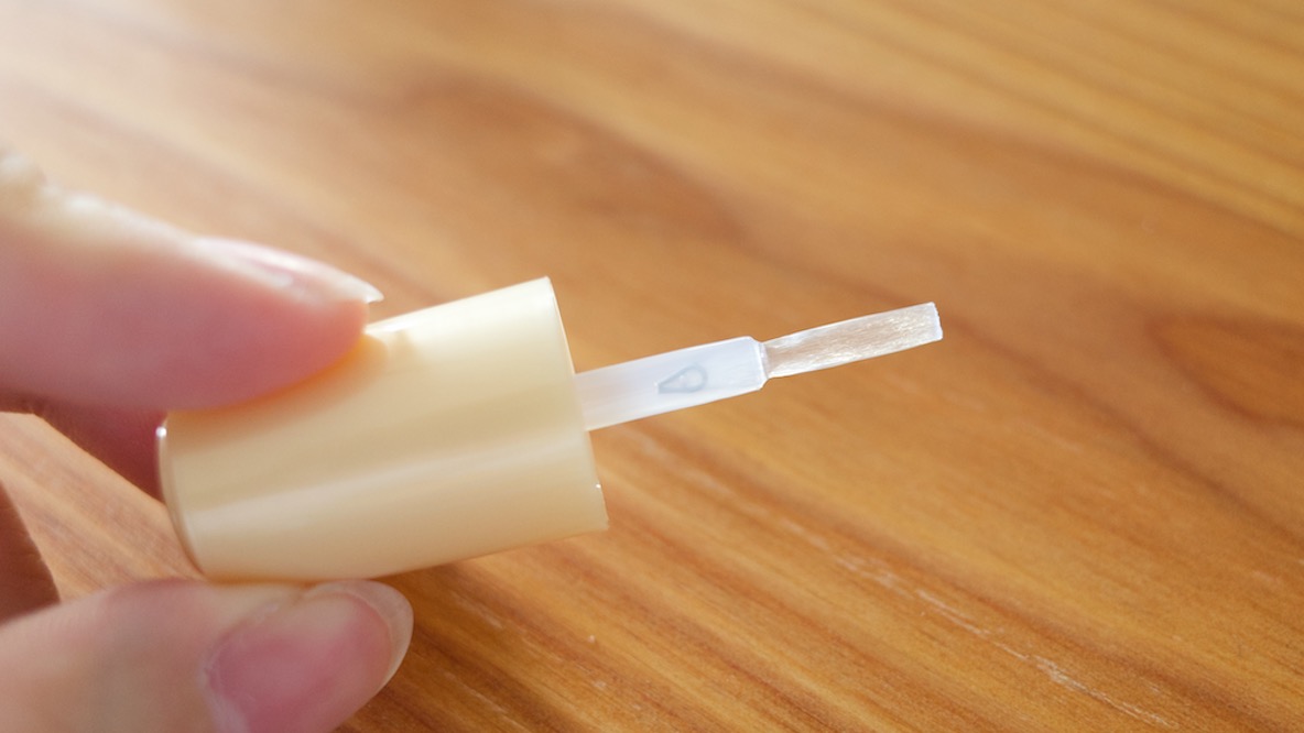 速乾 ツヤ モチがよくなるトップコートが優秀すぎる これが薬局で買えちゃうって最高だな Roomie ルーミー 速乾 ツヤ モチがよくなるトップコートが優秀すぎる これが薬局で買えちゃうって最高だな Roomie ルーミー