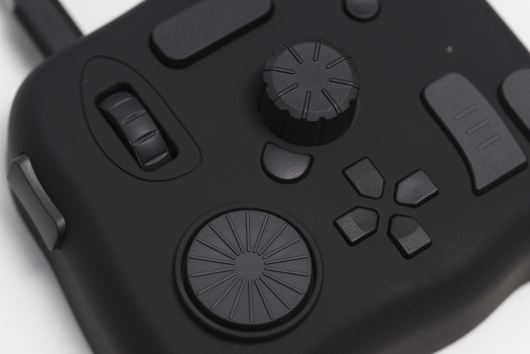 作業効率がグッと上がるコントローラー これはクリエイターの必需品かも 22年3月8日 Biglobeニュース