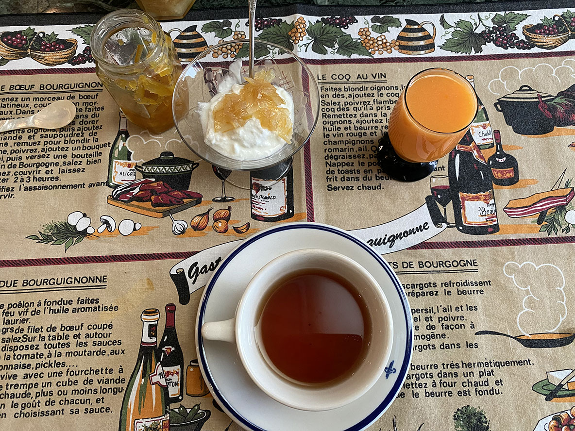 釜玉うどんに唐辛子ペーストをのせて こぐれひでこの ごはん日記 Roomie ルーミー