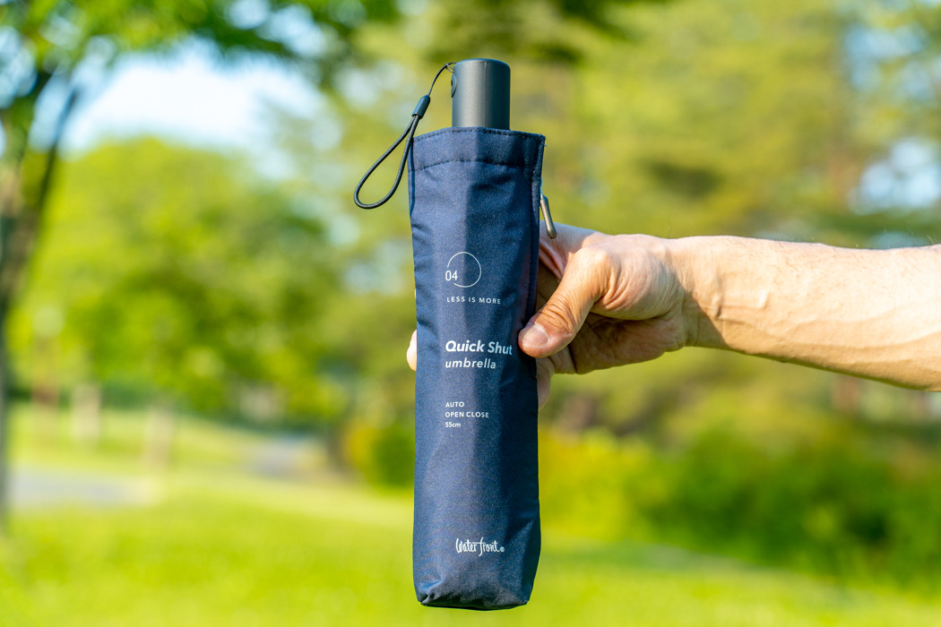 秒でたためる折りたたみ傘 で折り目をたたむのやめました Roomie ルーミー