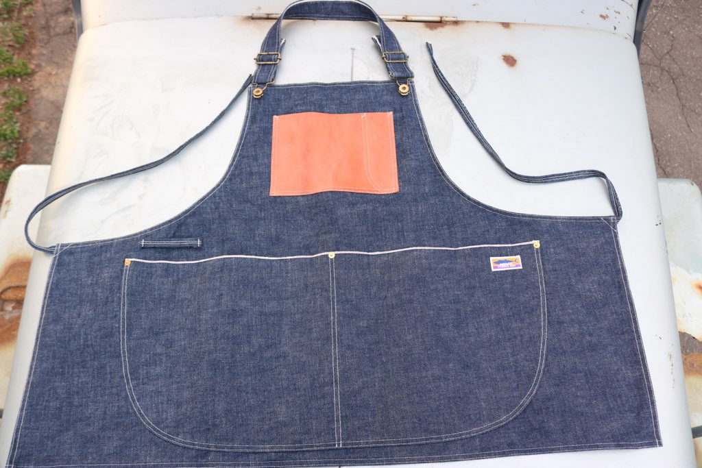 MIYACO FISHING BOYの「MFB CAMPING APRON」
