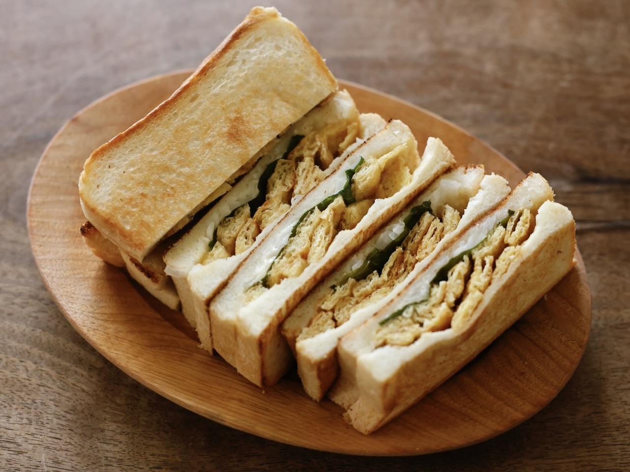 油揚げサンド がおいしすぎる 飛田和緒さんがいつもの食材で作る驚きの一品 Roomie ルーミー