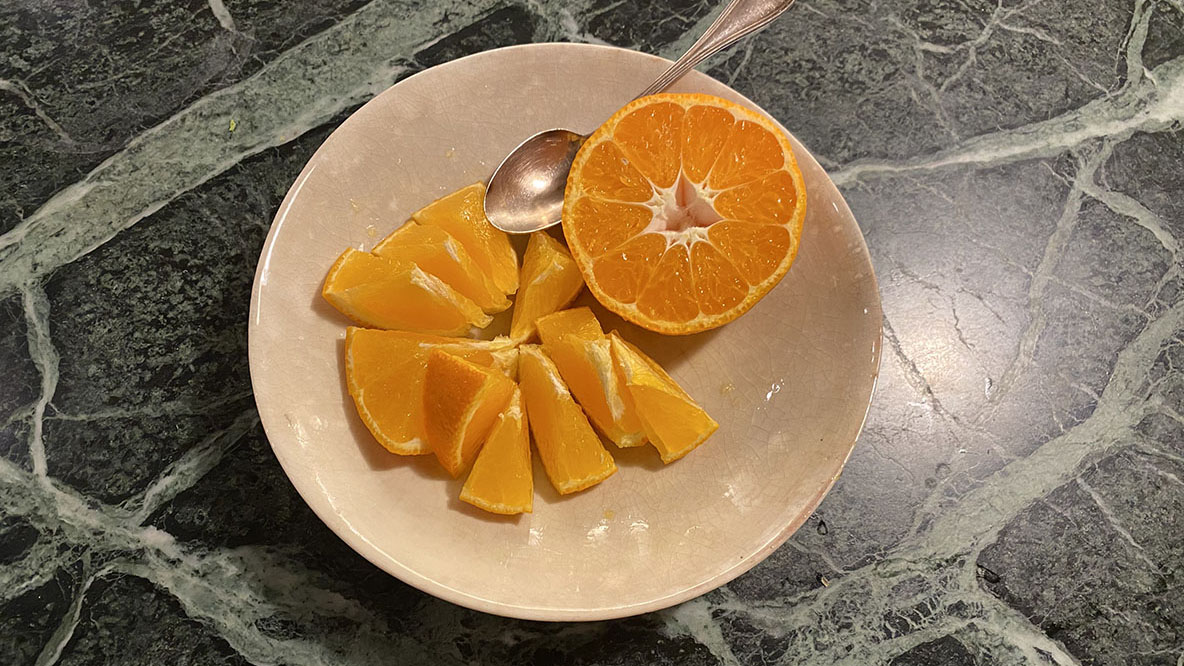 デザートは「紅まどんな」vs「興居島みかん」（愛媛対決です）【こぐれ