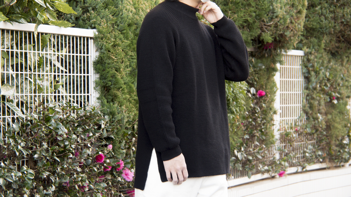 MUJI Laboの「首のチクチクを抑えたハイネックセーター」は、セーター