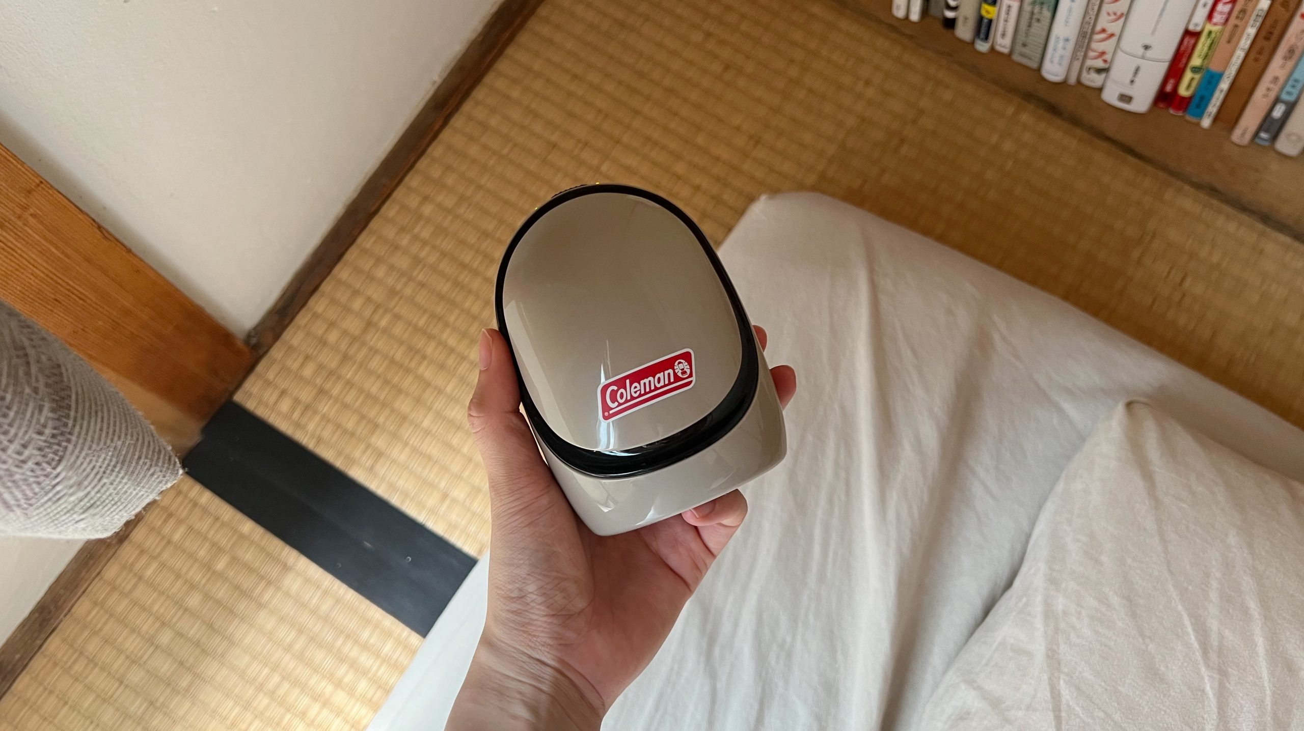 コールマン×アースノーマットの「電池式蚊取り」はインテリアになじむ