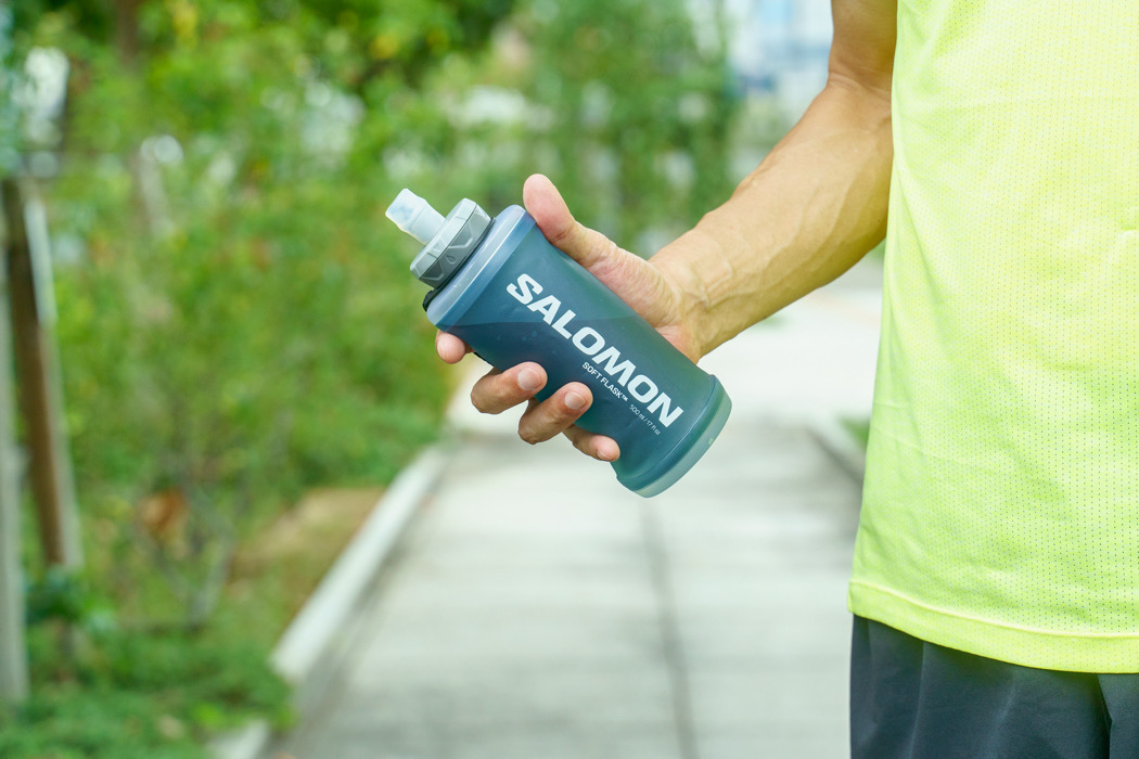 ランニング中の水分補給難しい問題」、サロモンのコレが正解だったよ