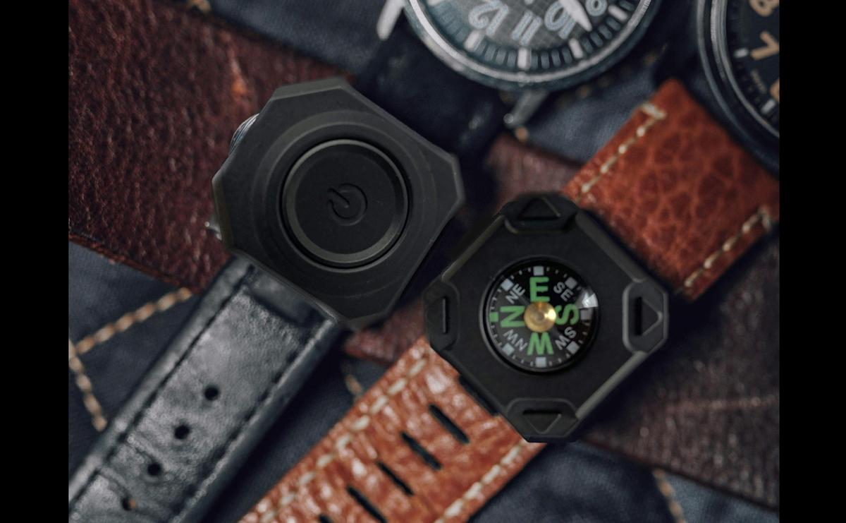 Apple Watchに装着して闇夜を照らす！ 夜のお出かけに超小型LEDライト