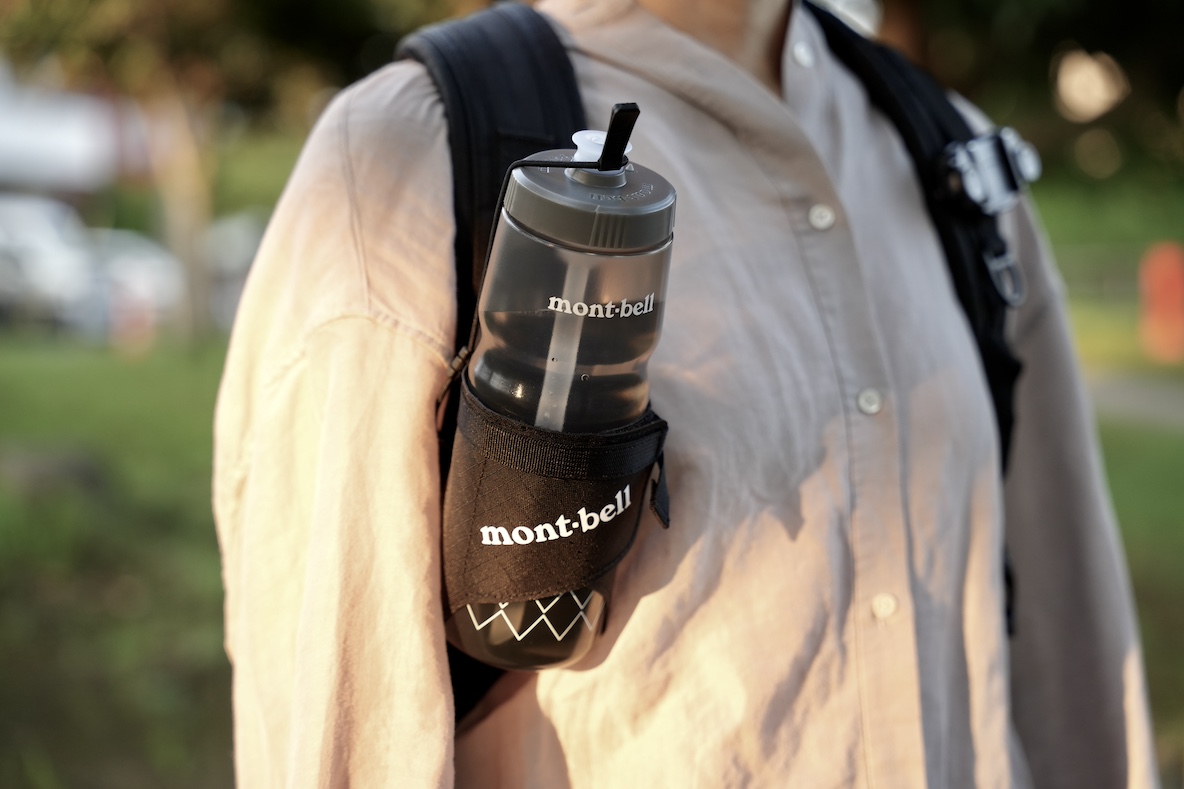 モンベルのボトルホルダーで「飲み物」の持ち運びストレスが激減した