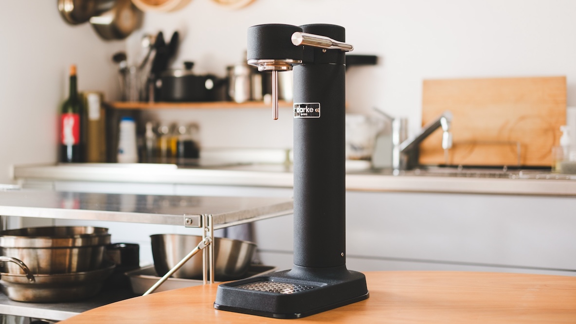 acakee スタンド型炭酸水メーカー 黒 acakee スタンド型炭酸水メーカー 黒 Amazon | ソーダストリーム/Soda