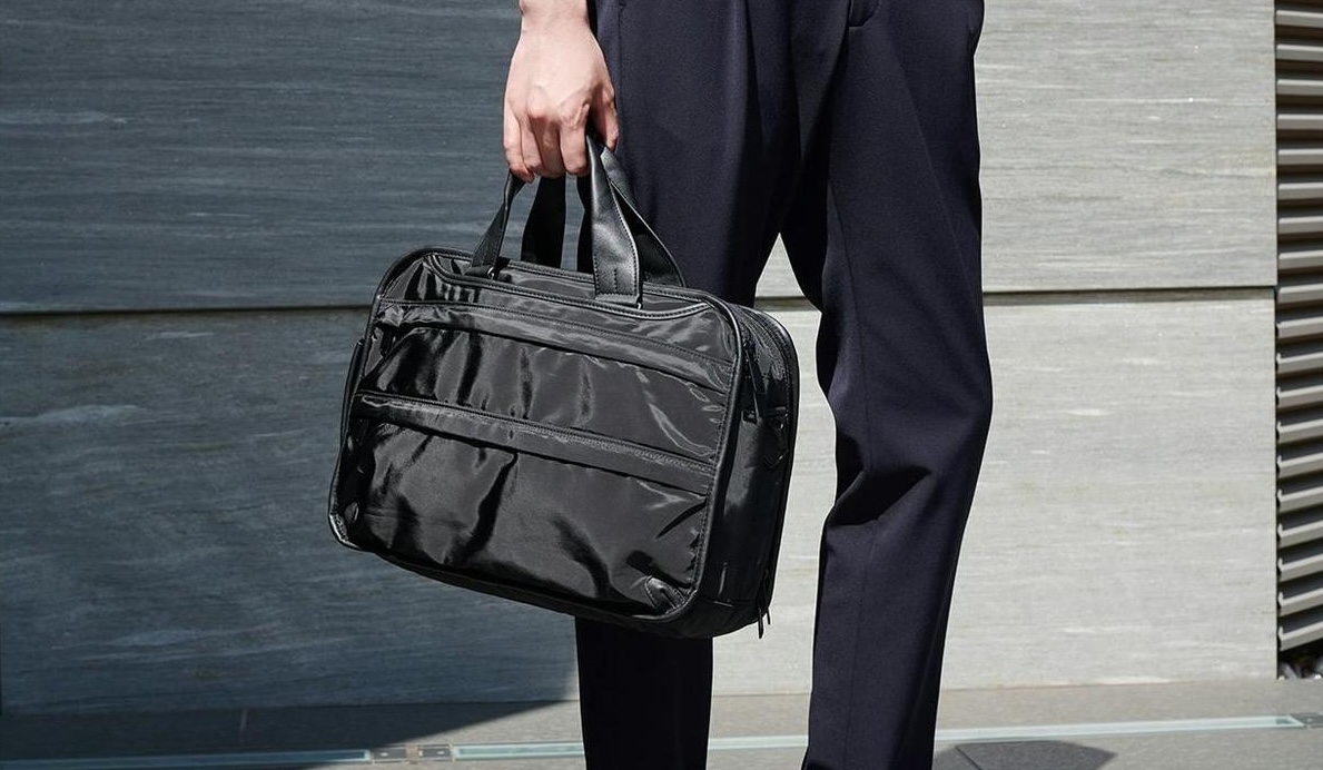 バッグ yameii シーンに応じて即変身！リュック・ショルダー・トートの3WAYバッグが