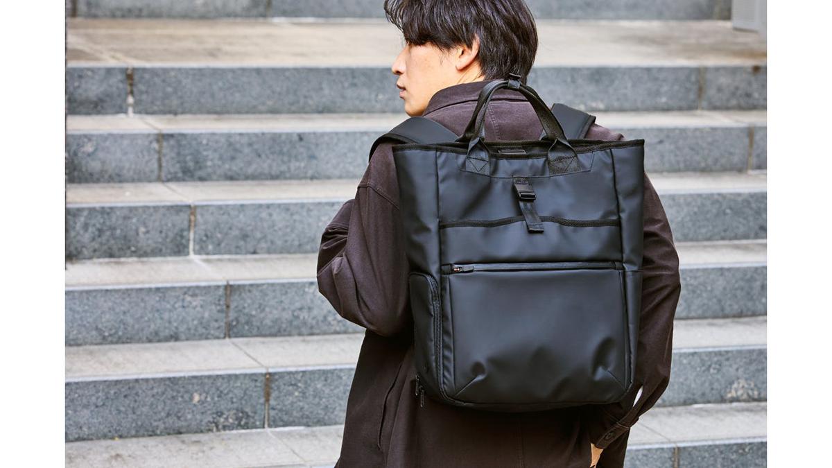 スーツにも馴染むのに、ジム仕様。仕事帰りのトレーニングがはかどる 