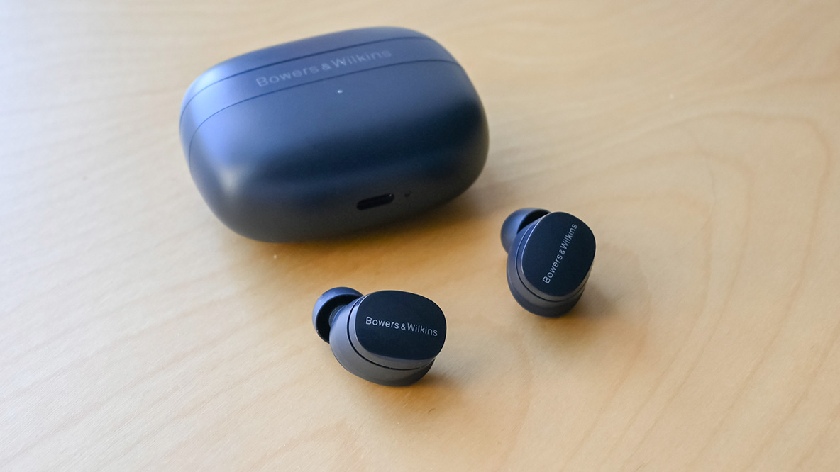 Bowers & Wilkins ワイヤレスイヤホン ネイビー Bowers & Wilkins Pi6・Pi8レビュー | 落ち着いたサウンドが