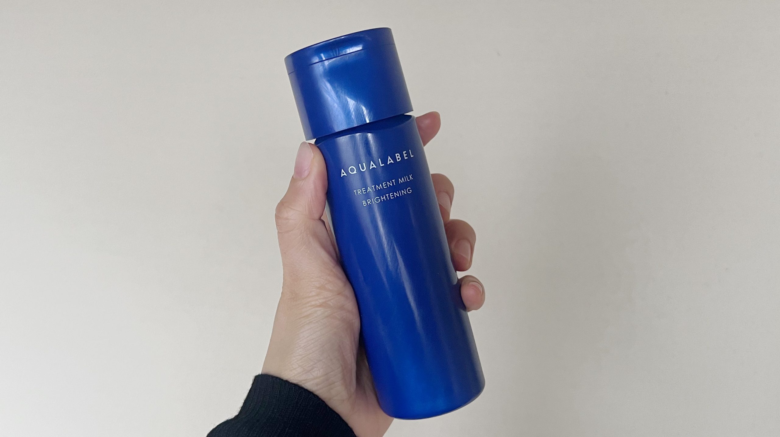 4EDA005A-0446-4189-BCE8-