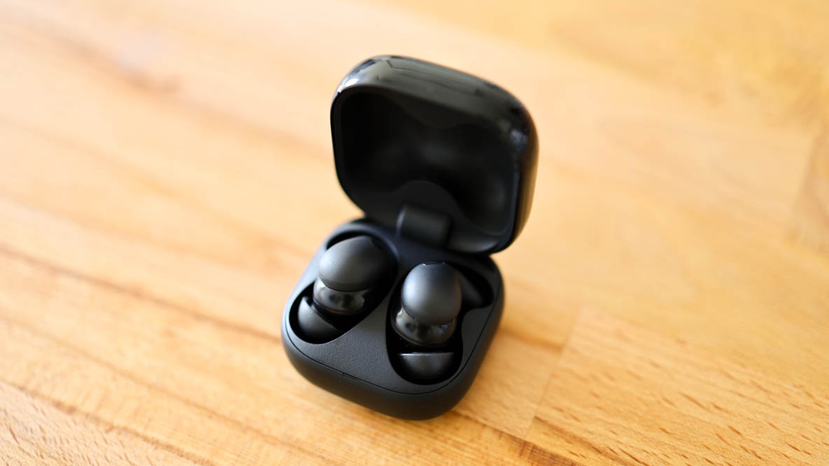 SONY「LinkBuds Fit」こそ、探し求めていたイヤホンでした | ROOMIE