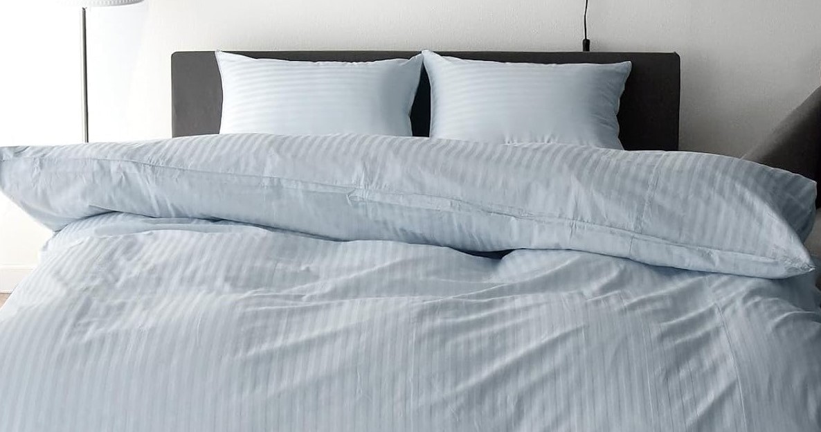 NELL アーチ型マクラ カバー付き ホワイト おまけシルクカバー NELL アーチ型マクラ カバー付き ホワイト NELL アーチ型マクラ カバー