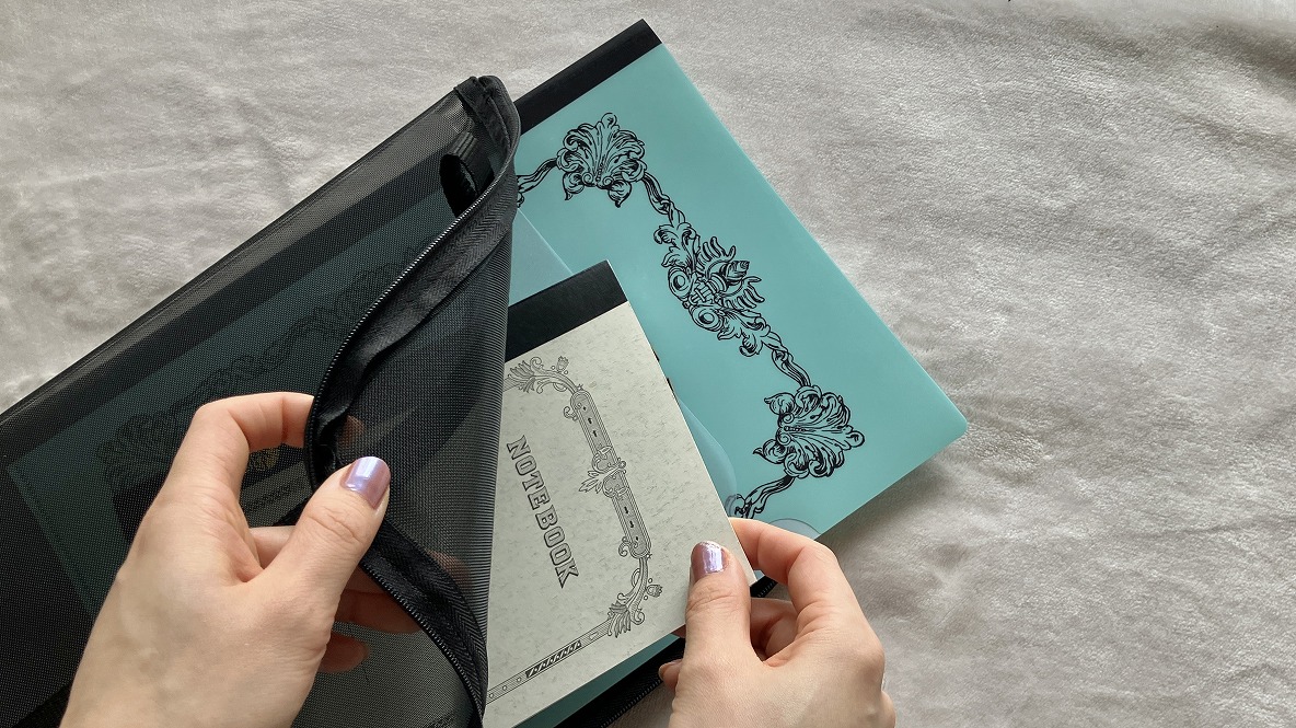 無印良品 ナイロンメッシュ 祝う 縦型書類ケース仕切り付 ・A4 無印良品 ナイロンメッシュ 祝う 縦型書類ケース仕切り付 ・A4
