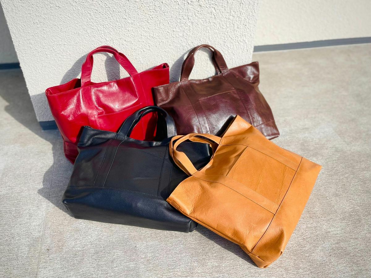 ナイロンバッグ派も驚く軽さ。気負わず使える本革トートを見つけたよ