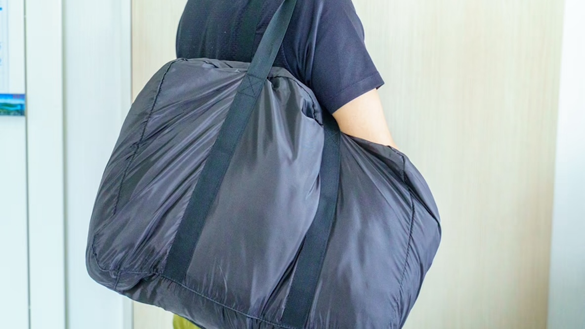 無印良品の「たためるボストンバッグ」がキャリーケースの荷物収納