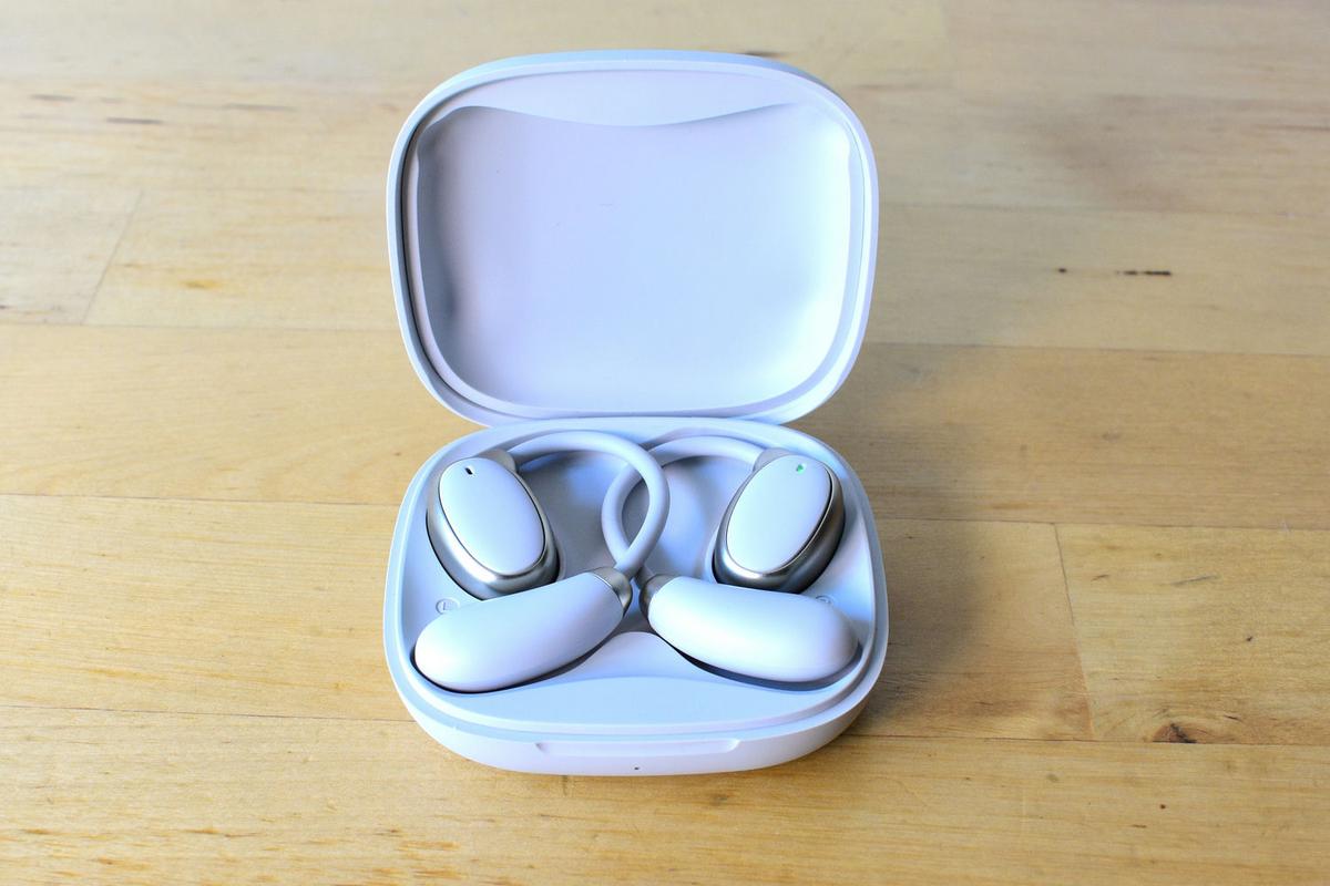 たった0.3秒で翻訳。イヤホン型翻訳機で言語の壁が崩壊するか試して