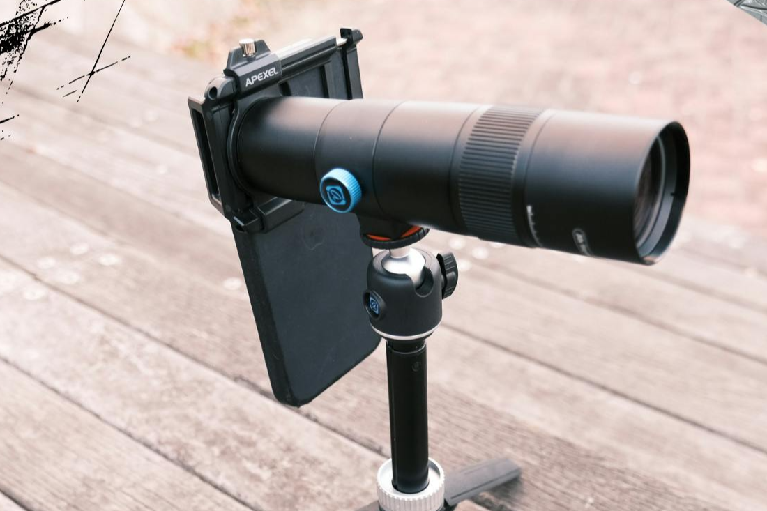 旅先でも運動会でも。このスマホ望遠レンズ、1回使ったら手放せ