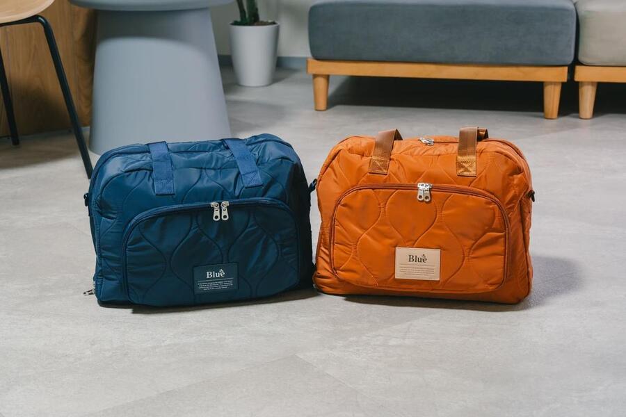 bluetripbag1-1.jpg