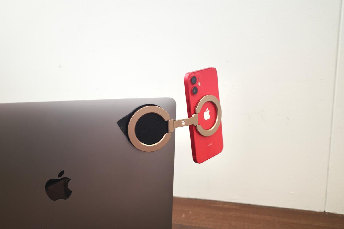 持つ・置く・貼る”で暮らしが変わる。新しいスマホリング、使ってみた