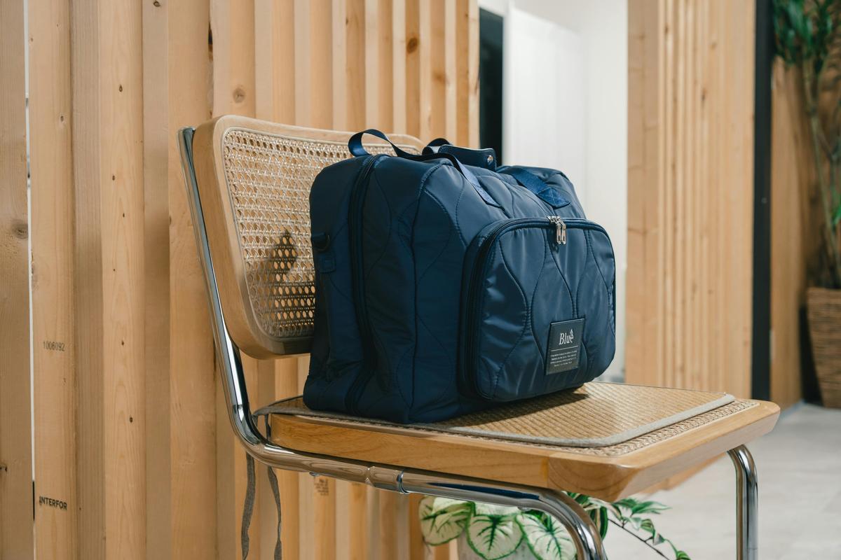 bluetripbag5.jpg