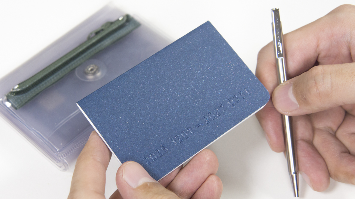 手帳記載用紙レプリカ 紙の手帳を持ち歩きたいけど、極力荷物は増やしたくない！ 超身軽な