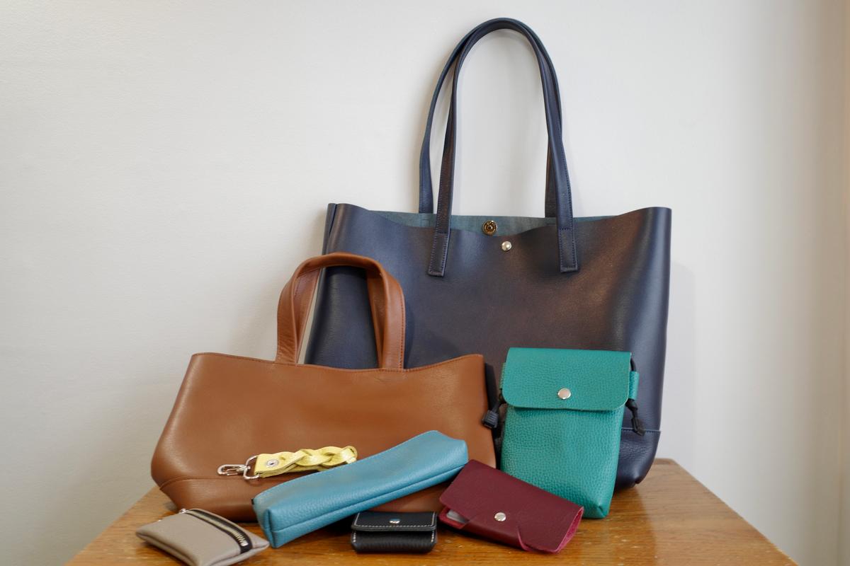 今年のレザー福袋、開けてみたら“使えるやつ”ばかりだった | ROOMIE