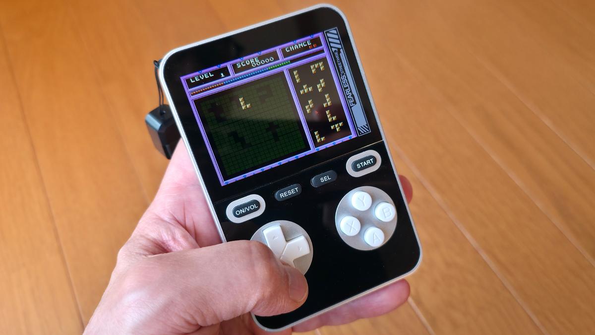 mobileboy3.jpg