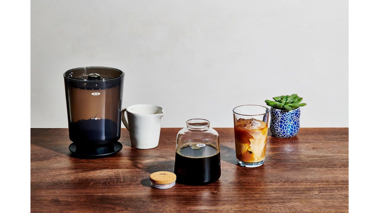 18%オフで見つけたOXOの水出し濃縮コーヒーメーカーで、「2週間の余裕