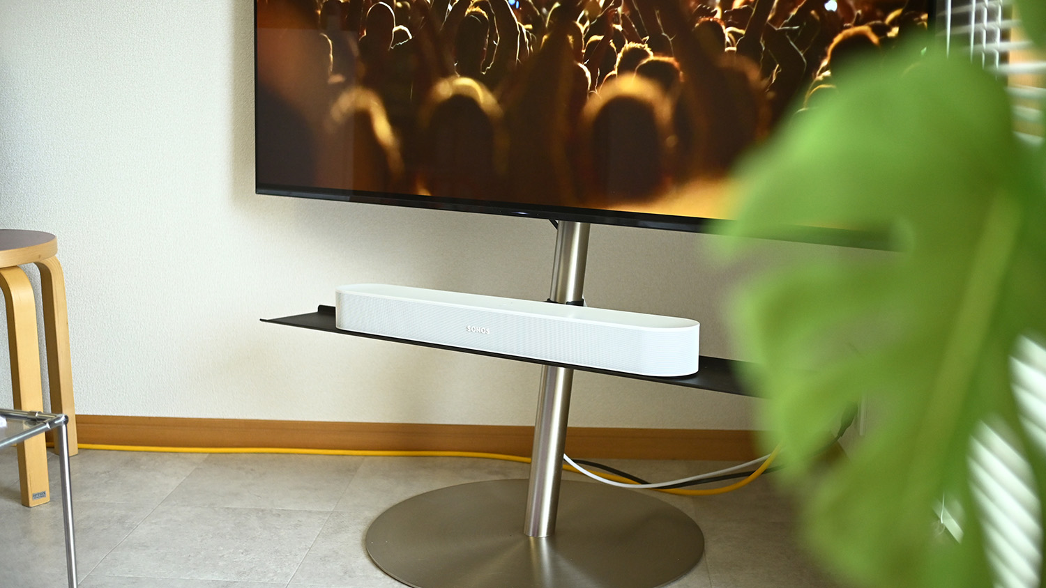 大画面テレビ、実はもったいないことになってるかも。Sonosのサウンド