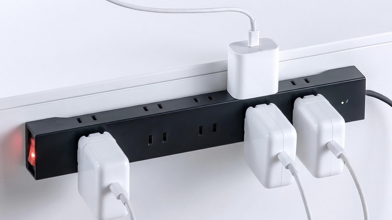 10個口なのにこんなにコンパクト。欲しい機能がぜんぶ詰まった電源