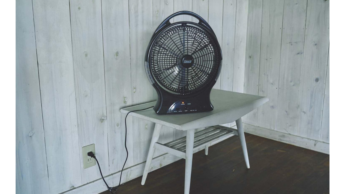 暑いから外遊びを諦める”を終わらせる、Coleman充電式ファンが17％オフ