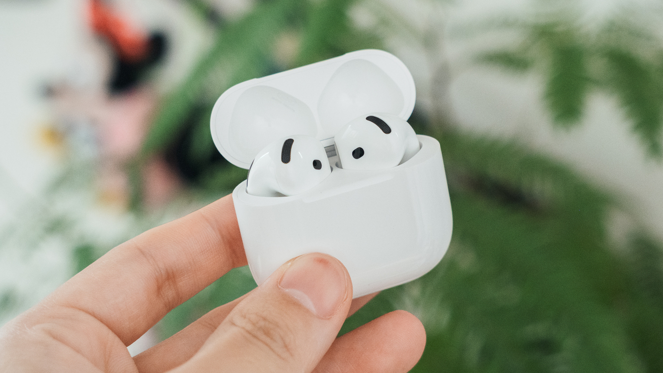AirPods 3を長年愛用した私が、最新の「AirPods 5」に乗り換え。想像 