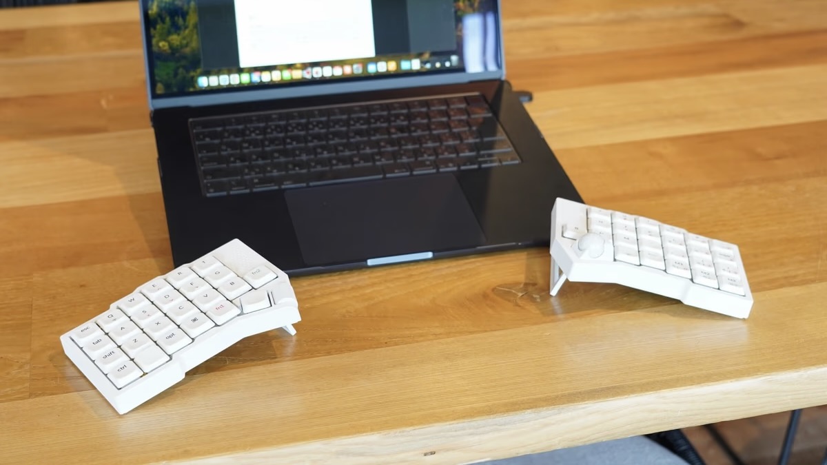 Orca echoは理想の機能が詰め込まれた分割キーボードです | ROOMIE