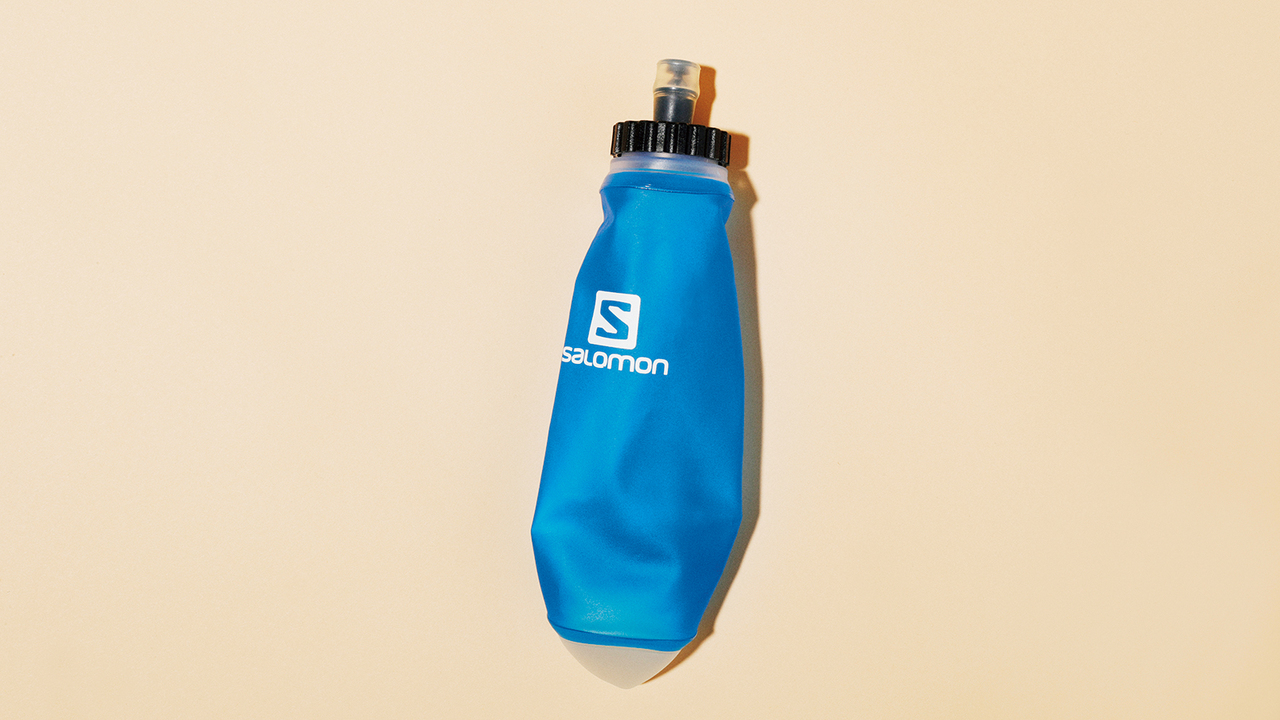 《SOFT FLASK 500ml/17oz SPEED》¥3,000(SALOMON/サロモン コールセンター)