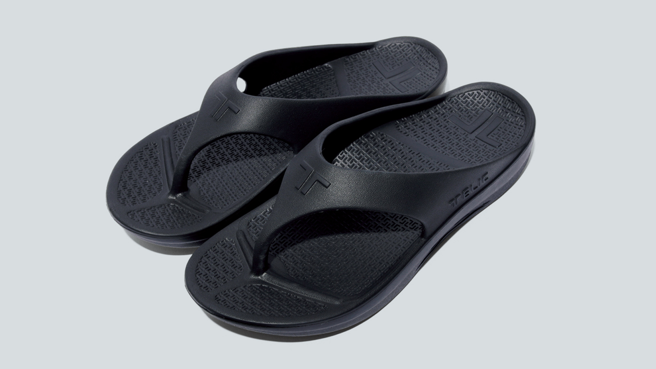 《フリップ フロップ》¥4,800(TELIC/ドウシシャ)