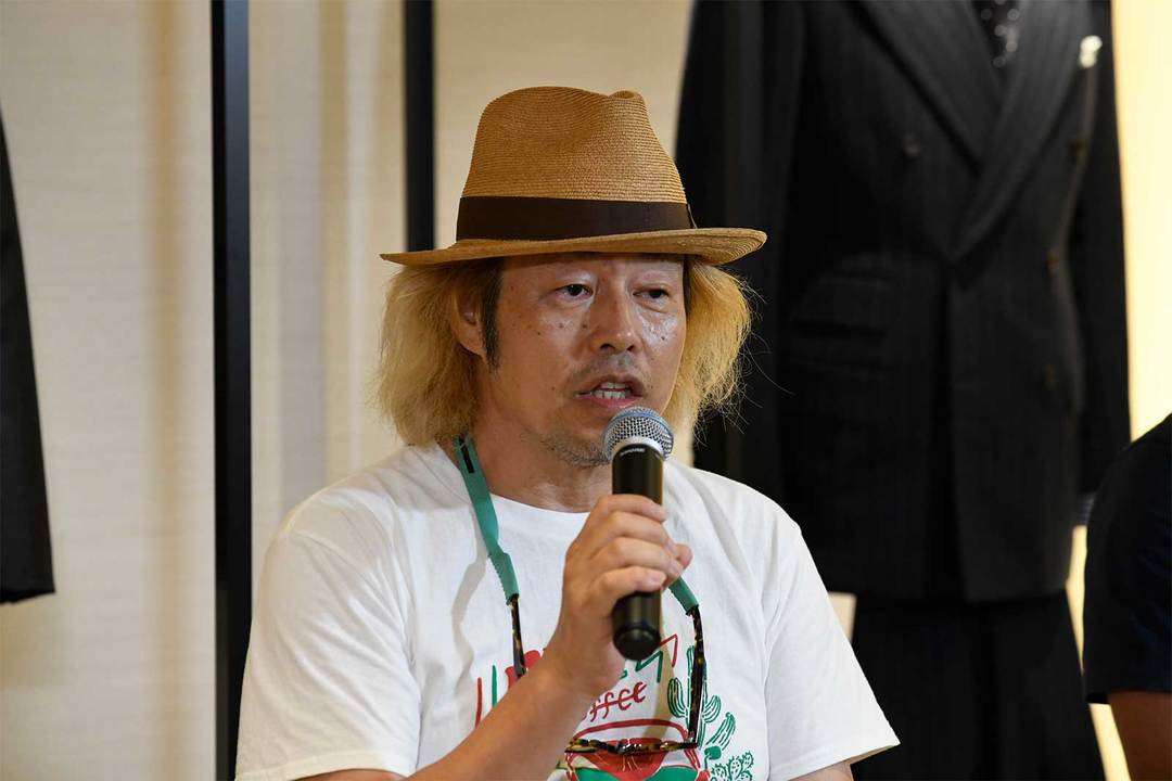 Kim-Chang(キム・チャング)さん。『Safari』創刊時から携わる、トレンドを取り入れつつもこなれ感のあるアメカジスタイルに精通したスタイリスト。多数のファッションイベントやトークショーもこなし、男性にも女性にもファンが多い。