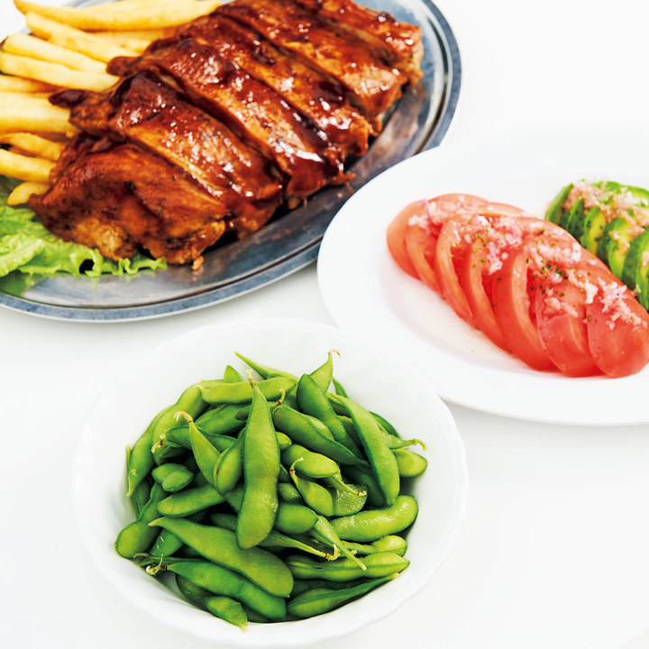 肝臓を元気にする最強の酒のつまみは枝豆に豚肉、トマト。
