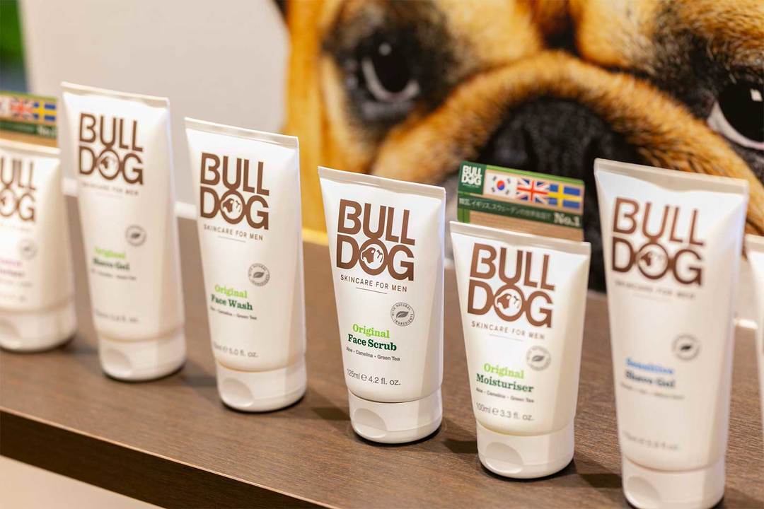 男性用スキンケアブランド〈BULL DOG〉の製品