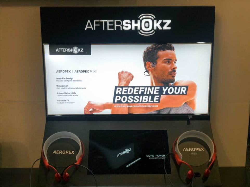 骨伝導ワイヤレスイアホン《AFTERSHOKZ 》