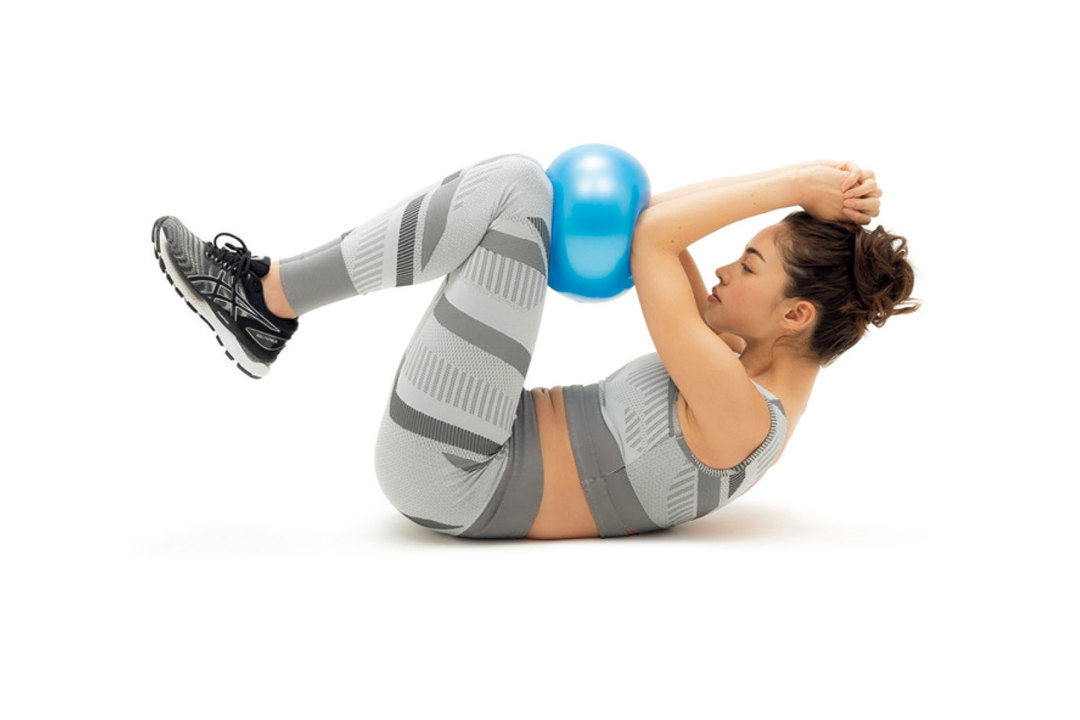 退屈な腹筋運動はもう卒業 水着で堂々と出せるウエストを 自宅で美ボディトレ Tarzan Web ターザンウェブ