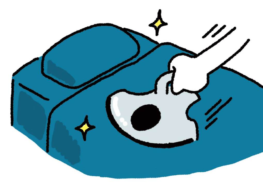 防ダニのためにこまめにシーツに掃除機を。