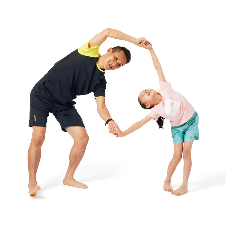 自宅でできる 親子のストレッチ体操 で カラダもココロもほぐれる Tarzan Web ターザンウェブ