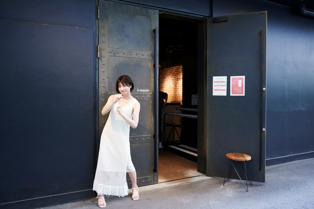 高見奈央さん