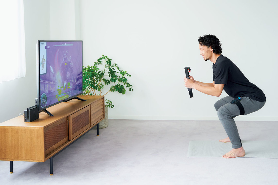 『リングフィット アドベンチャー』をプレイする菅原順二トレーナー