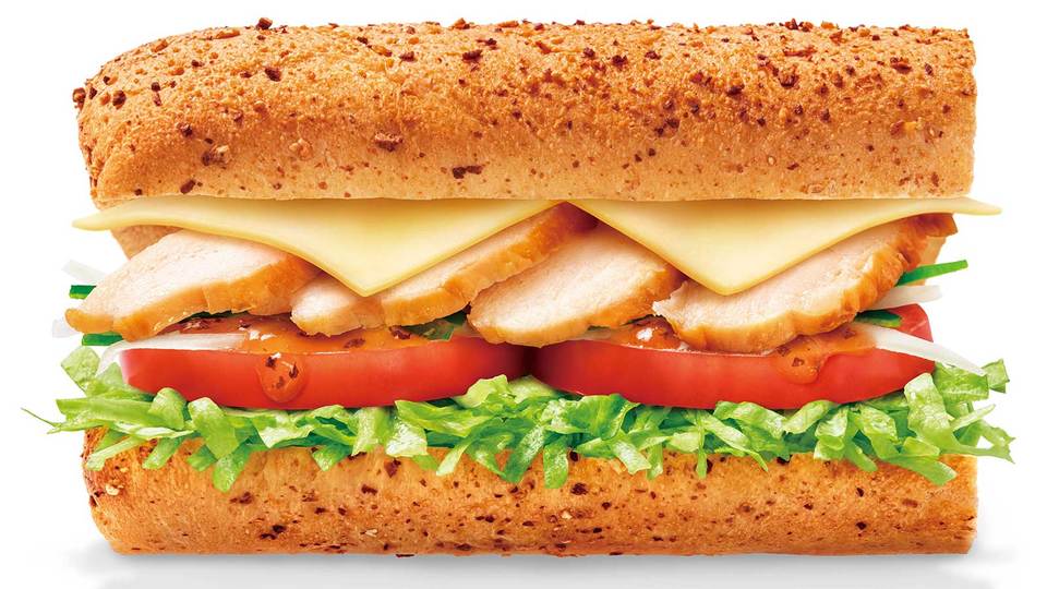 サンドの飯より《サブウェイ》が好き。「腸活サンド チキンandチーズ」が5月26日(水)より新発売