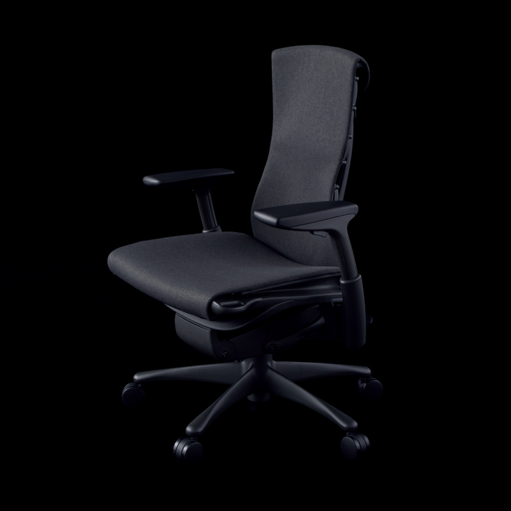 Herman Miller《Embody Chairs》