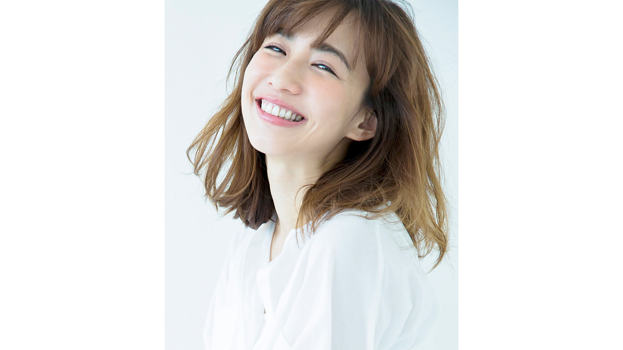 優木まおみ